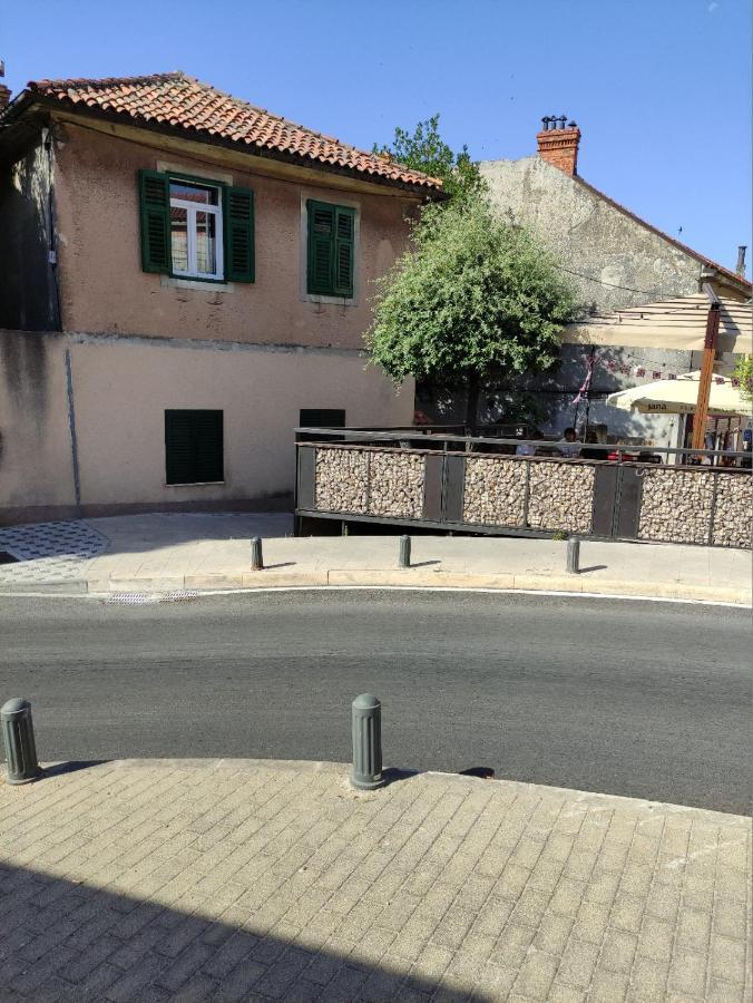 Apartment Tona Šibenik Exteriör bild